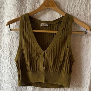 Ann Taylor Olive Buttoned Crop Top